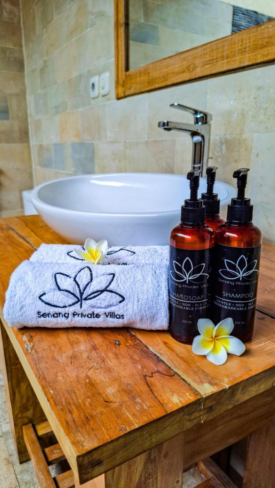 Senang Private Villa Gili Trawangan Zewnętrze zdjęcie
